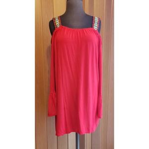 VaVa by Joy Han medium red cold shoulder long sleeve blouse